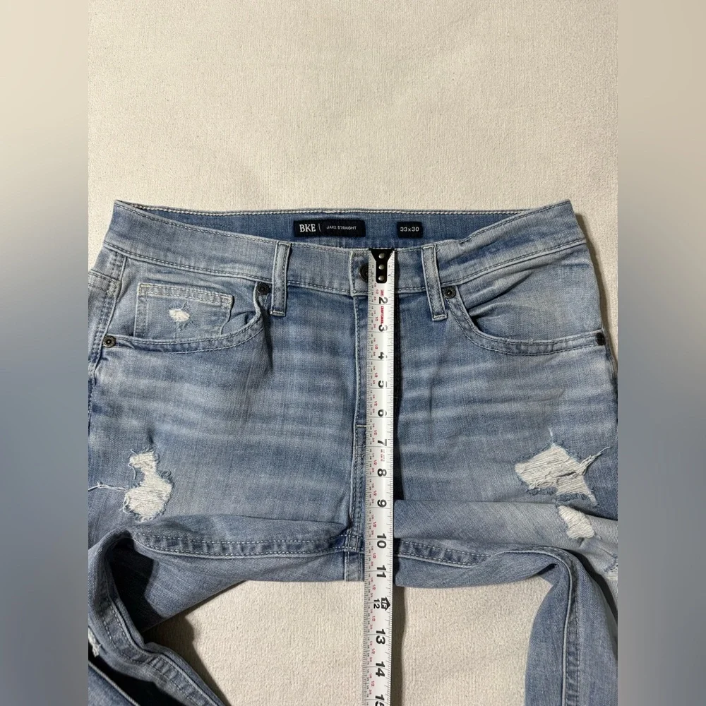 BKE Jeans Mens 33x29 Jake Straight Light Wash Mid‎ Rise Distressed Stretch Denim
